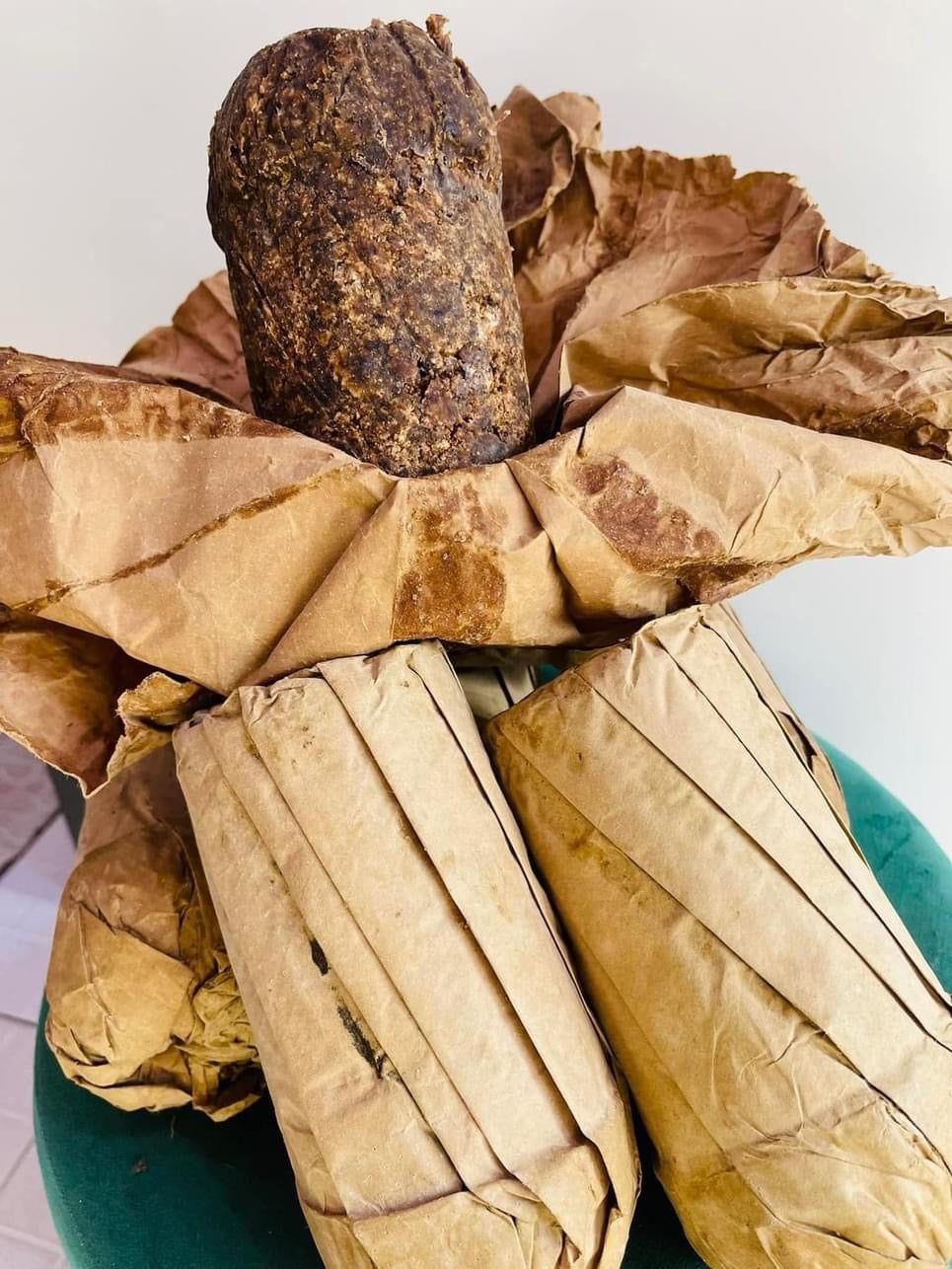 Savon noir africain du Ghana - Savon Naturel et artisanal - Bloc artisanal 1 kg